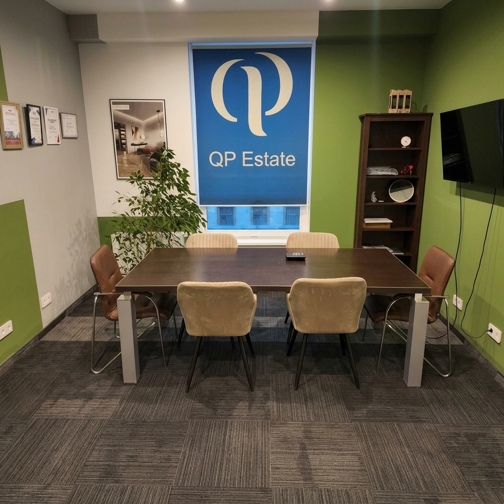 Офис QP Estate — переговорная